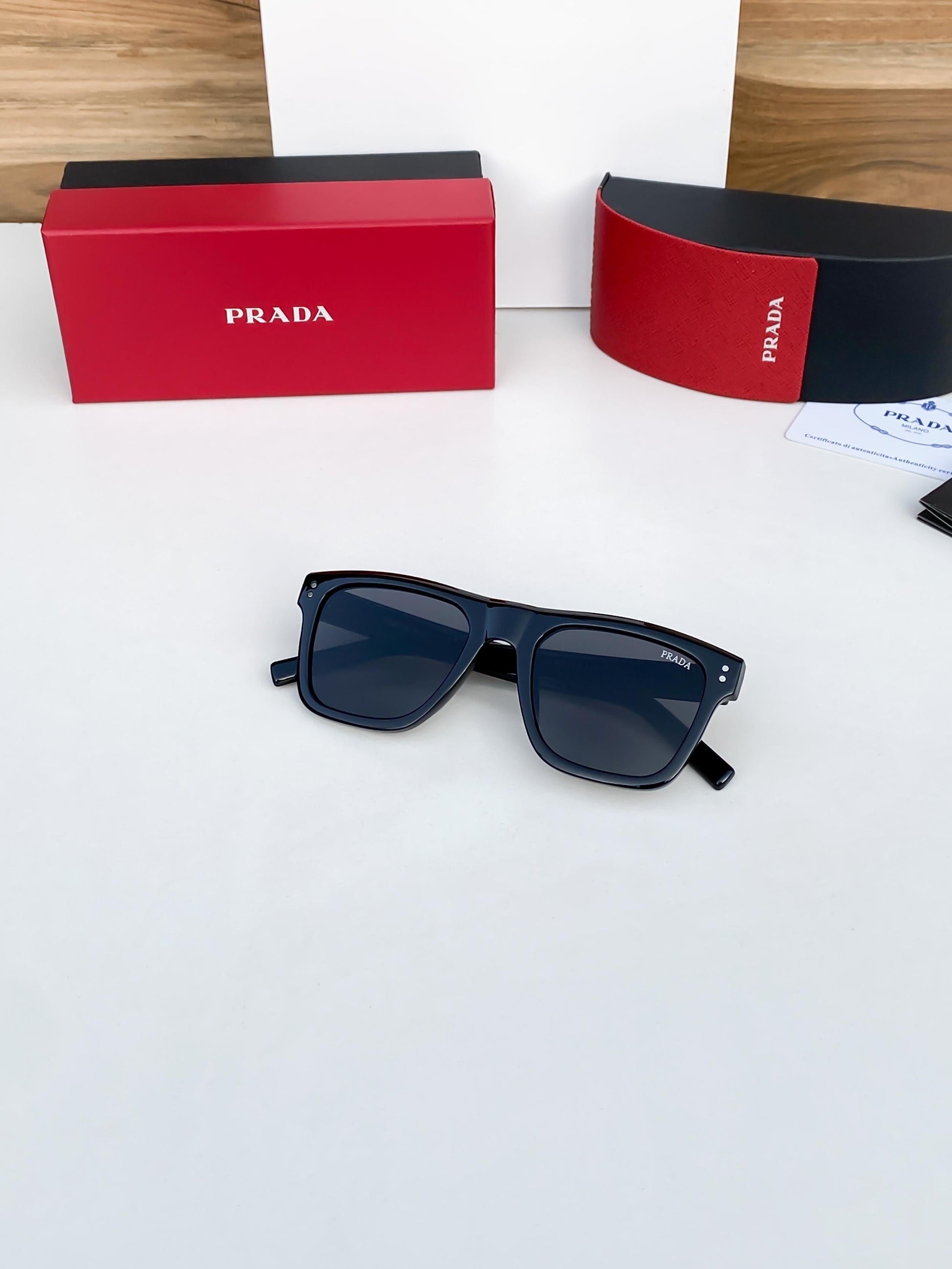 Prad-a 3835 Black