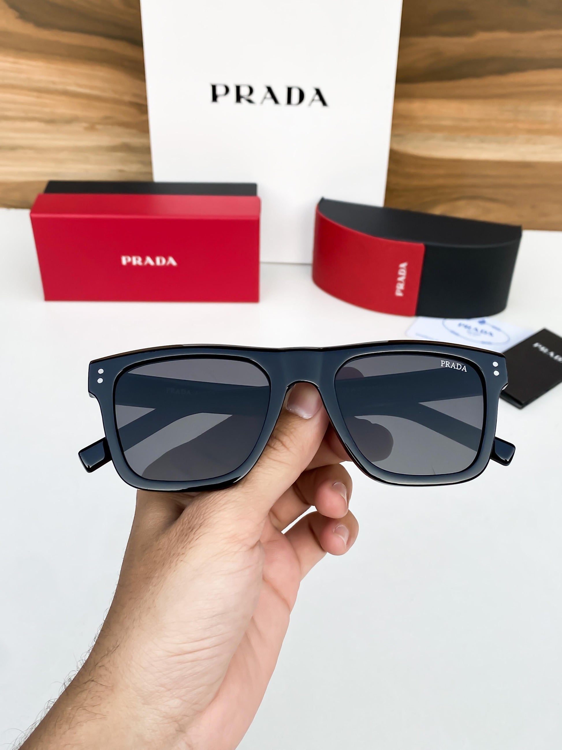 Prad-a 3835 Black
