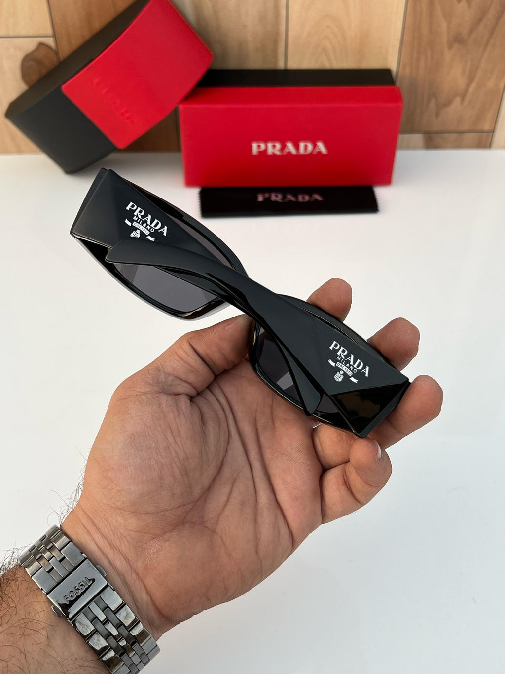 Pra/da with brand box kit unisex model