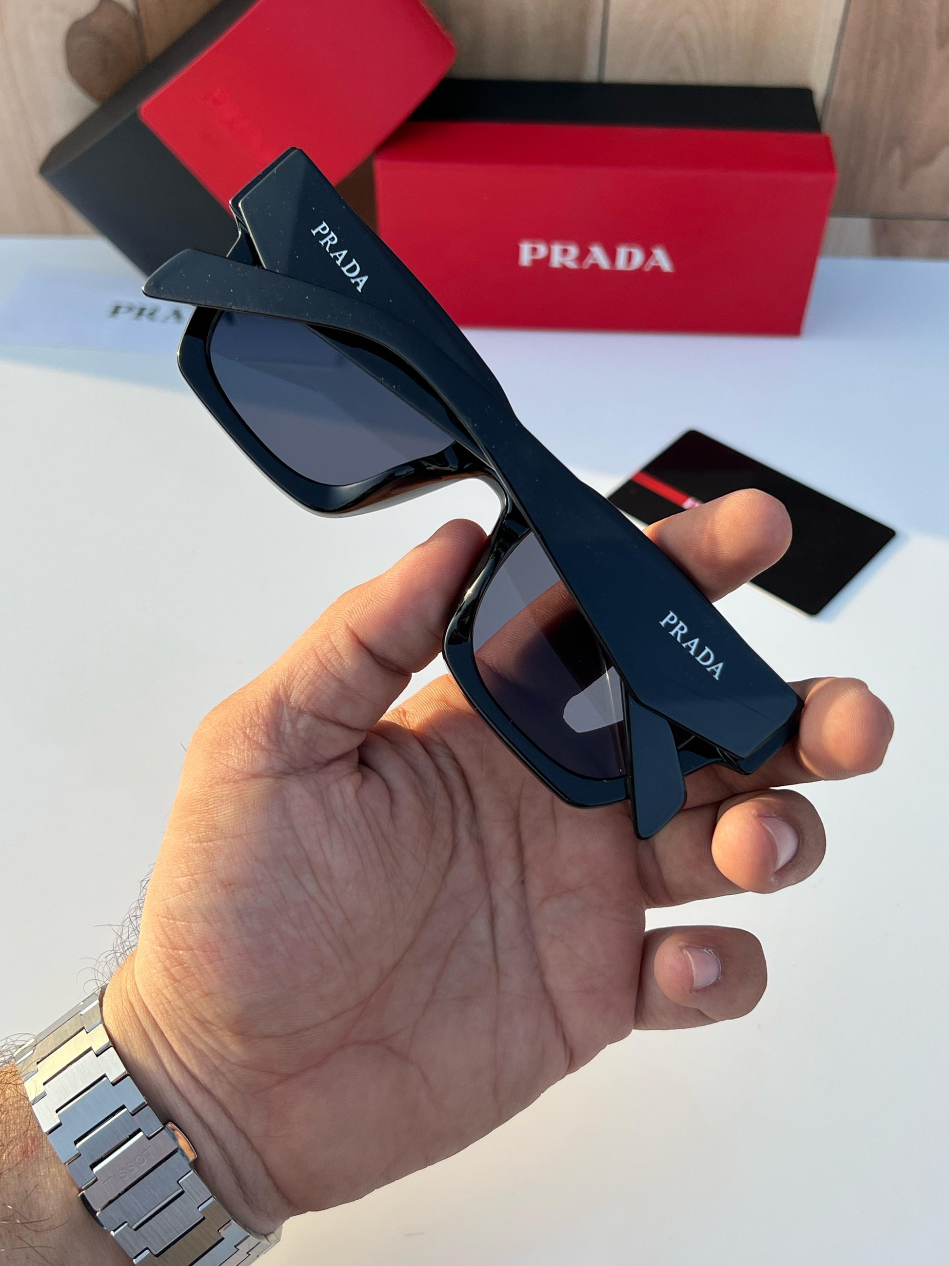 Pra/da milano with brand kit unisex