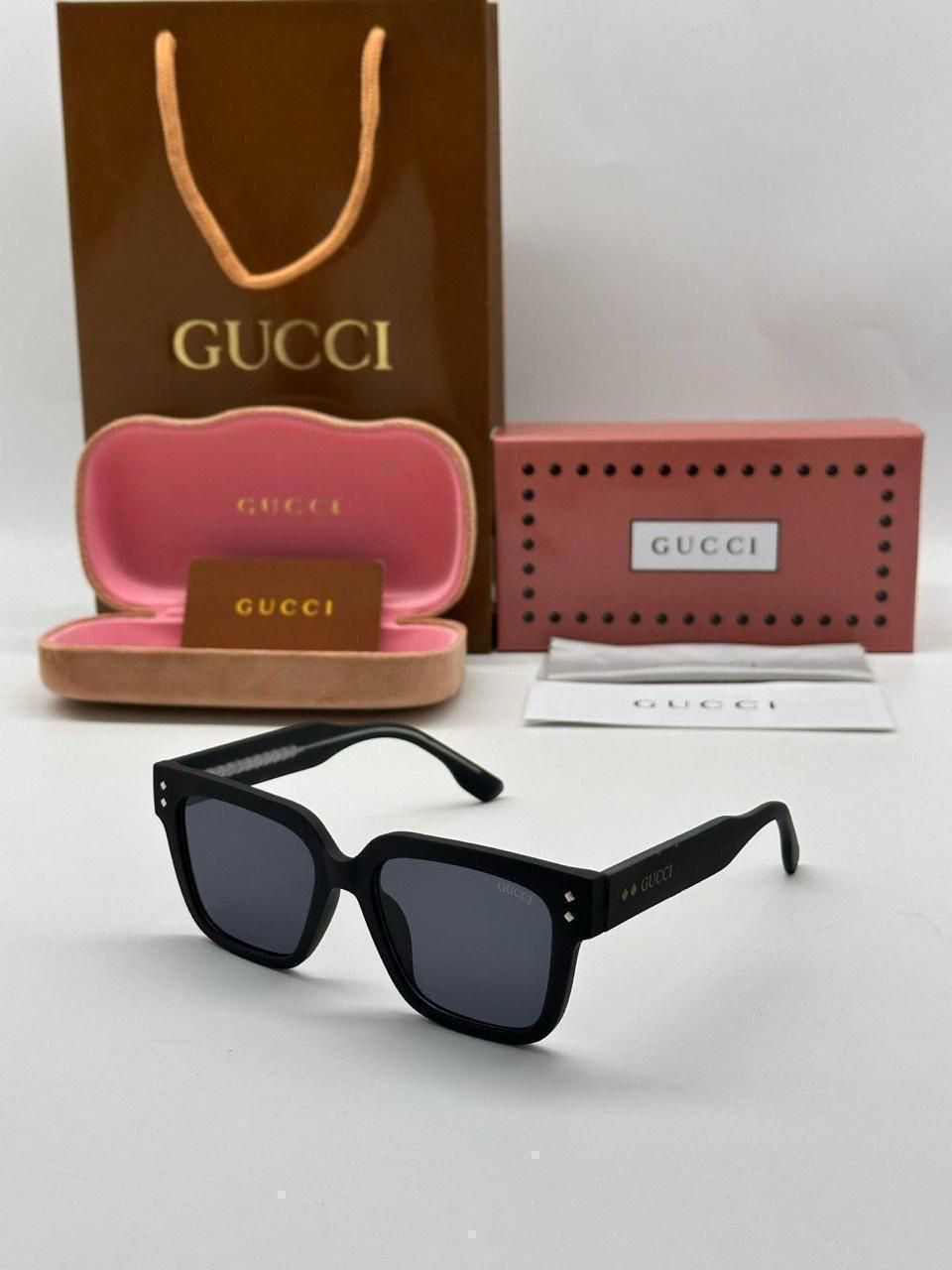 Exclusive Black Stylish Sunglass For Unisex